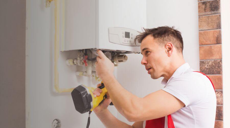 Expert burst pipe repair services in New Hampton, MO